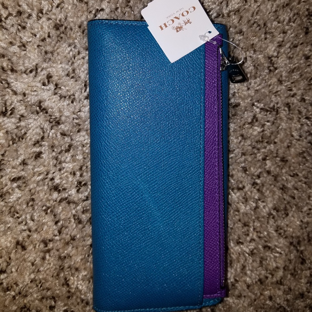 Coach Wallet - Picture 3 of 7